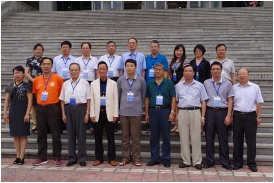 ���Ľ조����Ǯ�������������´�ѧ����װ�ṹ��ƴ���Բ����Ļ