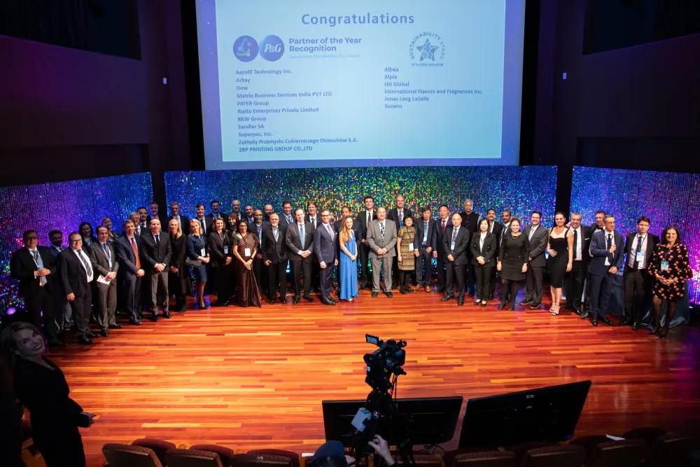 Procter & Gamble (P&G) has bestowed ZRP Printing Group the "P&G Partner of the Year Award" for the first time